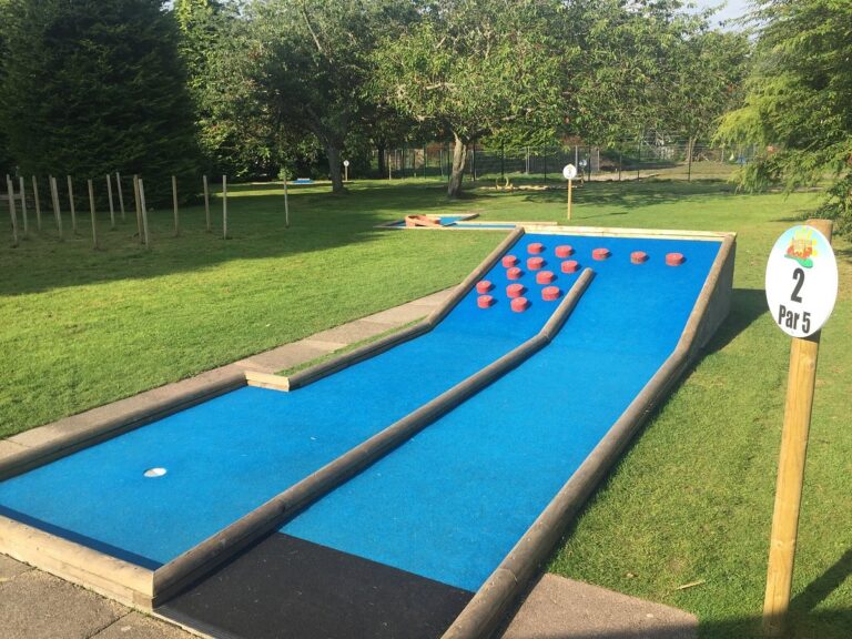 inverness crazy golf 768x576