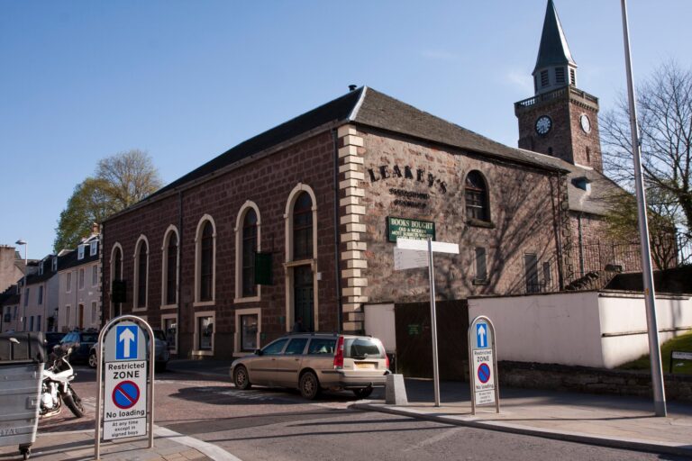 311591600 477547124416355 1685259268768457905 n 768x512