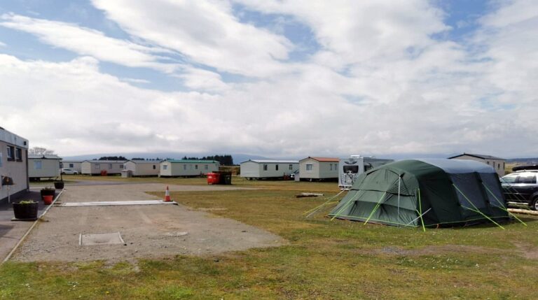 dornoch caravan camping 768x429