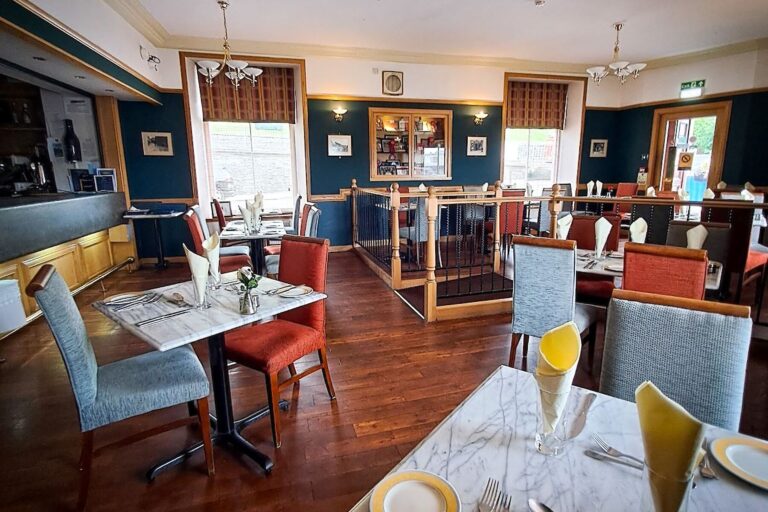 no1 bistro.1800x1200 1 768x512